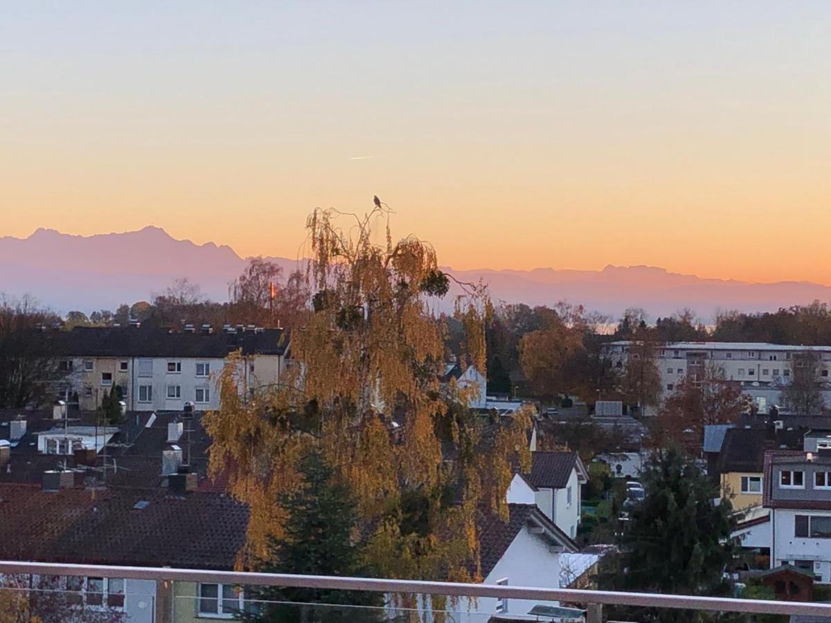 Penthouse Apartment Mit Alpenblick Friedrichshafen Exterior photo