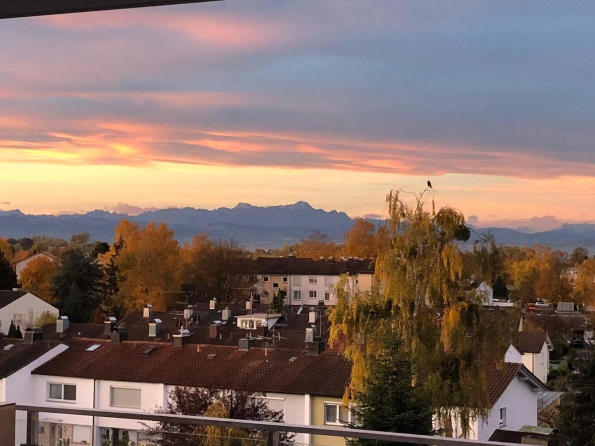 Penthouse Apartment Mit Alpenblick Friedrichshafen Exterior photo